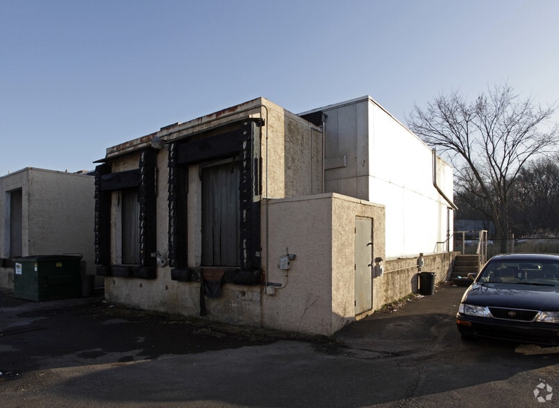 More Photos Of 1405 Bridgewater Rd, Bensalem Warehouse For Lease