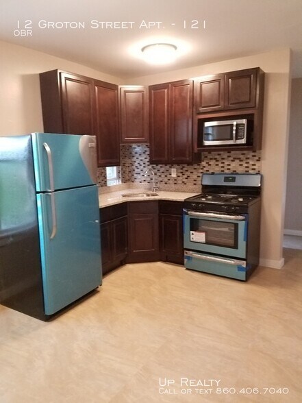 More Photos Of 12-16 Groton St, Hartford Apartments For Sale