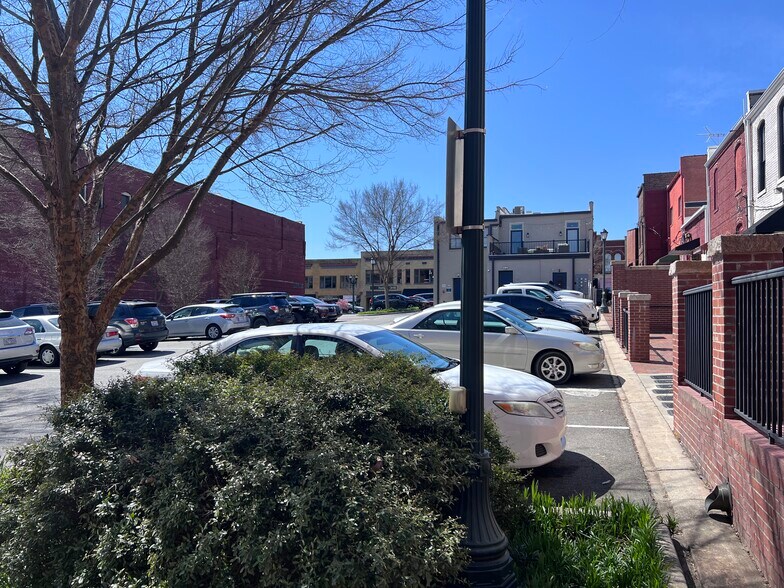 More Photos Of 121 N Main St, Salisbury Storefront Retail Office For Lease