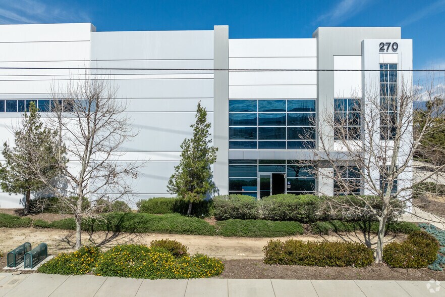 More Photos Of 270 E Central Ave, San Bernardino Distribution For Lease