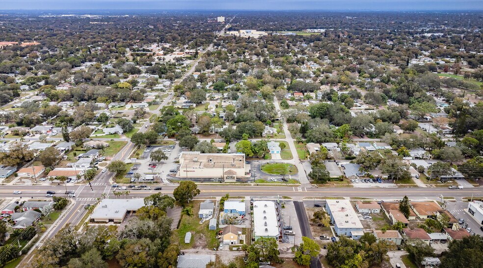 More Photos Of 5702 Gulfport Blvd S, Gulfport Office For Lease