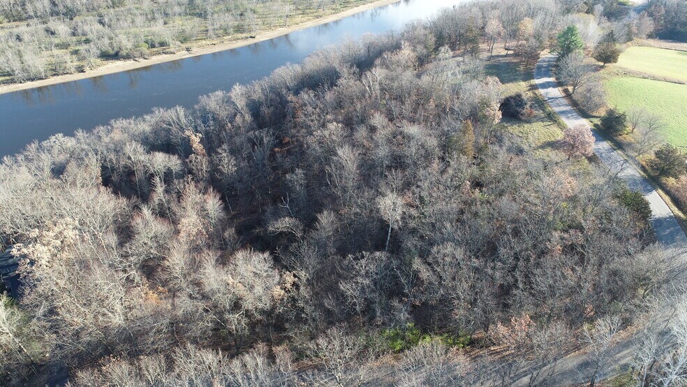 More Photos Of Lot 27-29 Hillside Dr, Wisconsin Dells Land For Sale