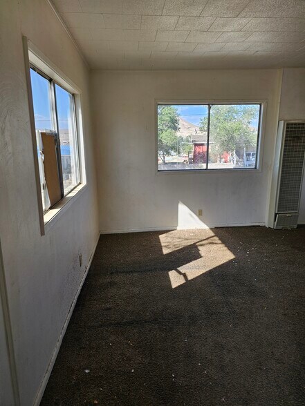 More Photos Of 310 Arizona st, Tonopah Apartments For Sale