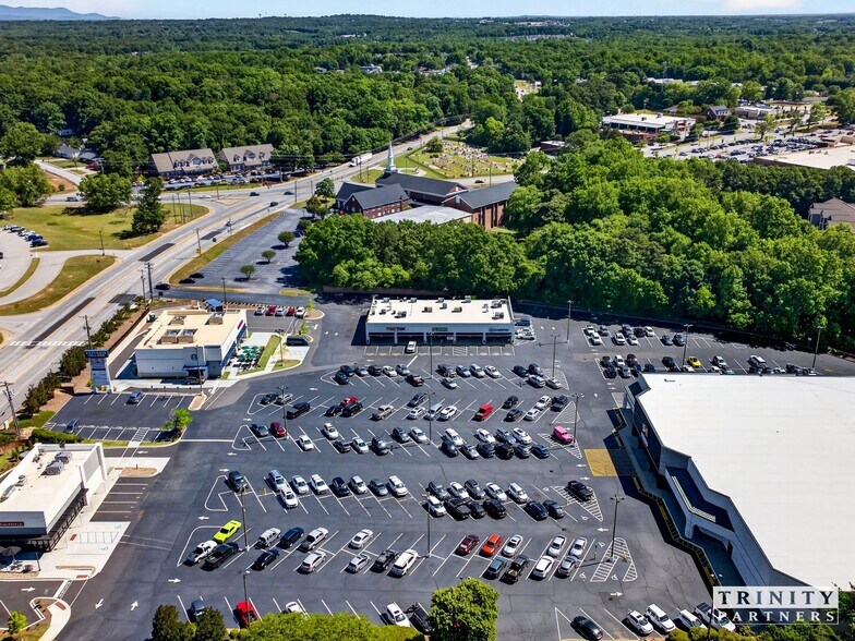 More Photos Of 5010 Old Spartanburg Rd, Taylors Freestanding For Lease