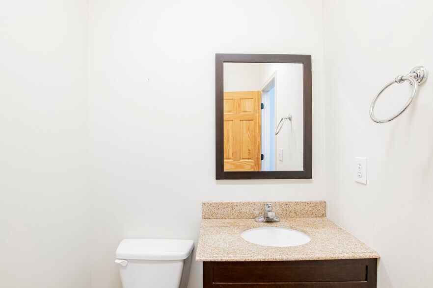 More Photos Of 25341 State Highway 181, Daphne Flex For Sale