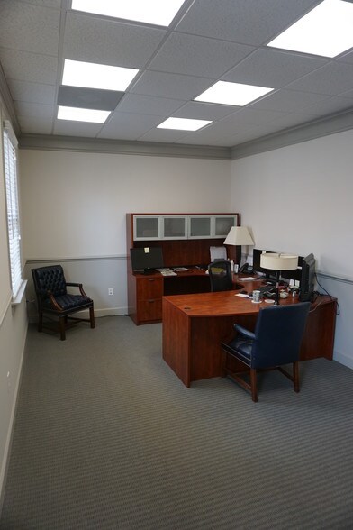More Photos Of 420 The Parkway, Greer Office Residential For Lease