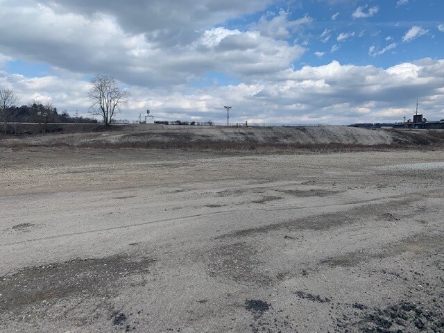 More Photos Of Commercial Ave, Mingo Junction Land For Lease