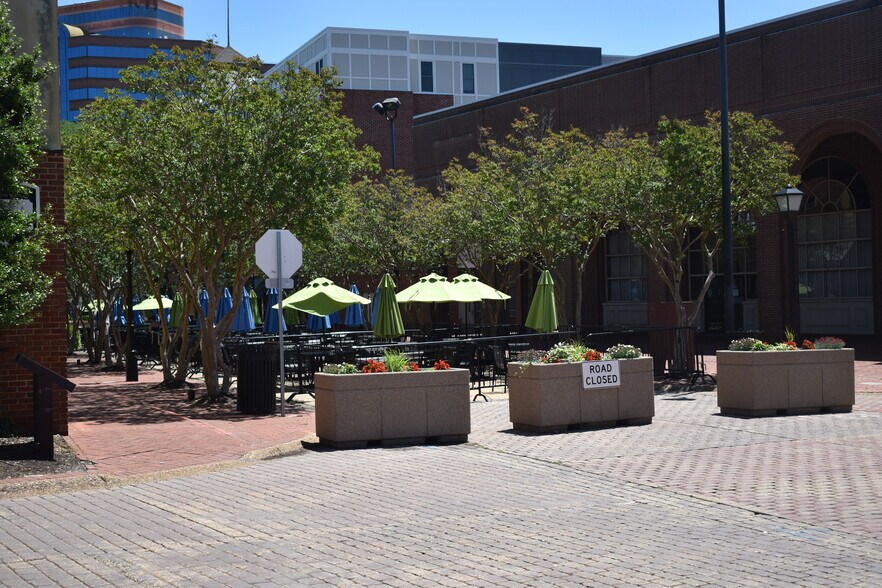 More Photos Of , Hampton General Retail For Sale