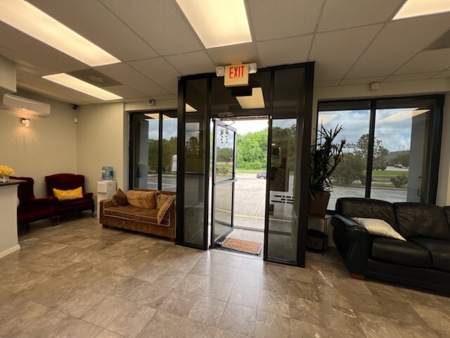 More Photos Of 3939 Lexington Blvd, Missouri City Medical For Sale