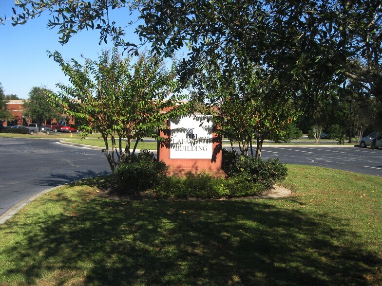 More Photos Of 8001 Chatham Center Dr, Savannah Office For Lease