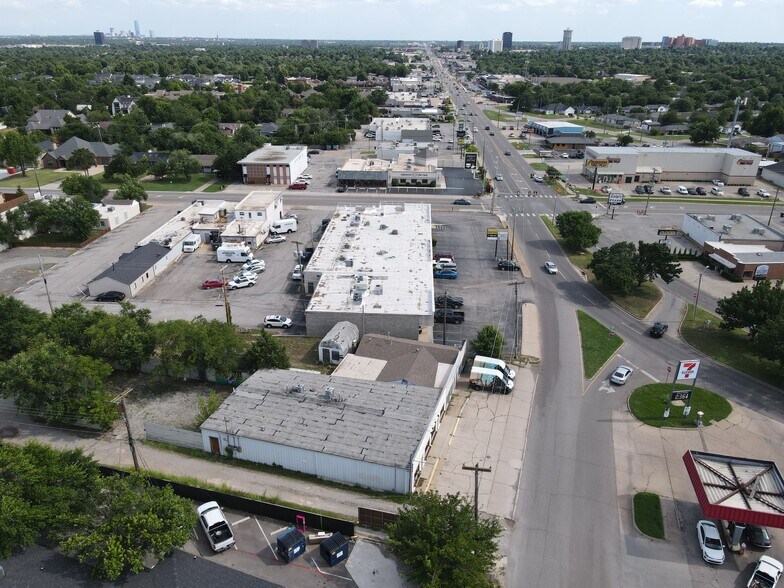 More Photos Of 7926 N May Ave, Oklahoma City Storefront Retail Office For Lease