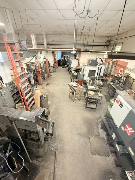 More Photos Of 101 W Nicholson Rd, Audubon Industrial For Sale