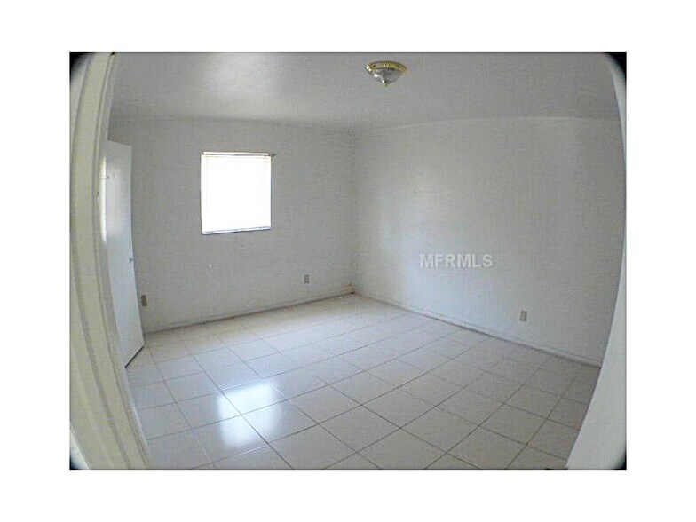 More Photos Of 895 Pasadena Ave, Longwood Multifamily For Sale