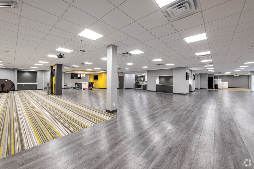More Photos Of 4500 Munson St, Canton Office For Lease