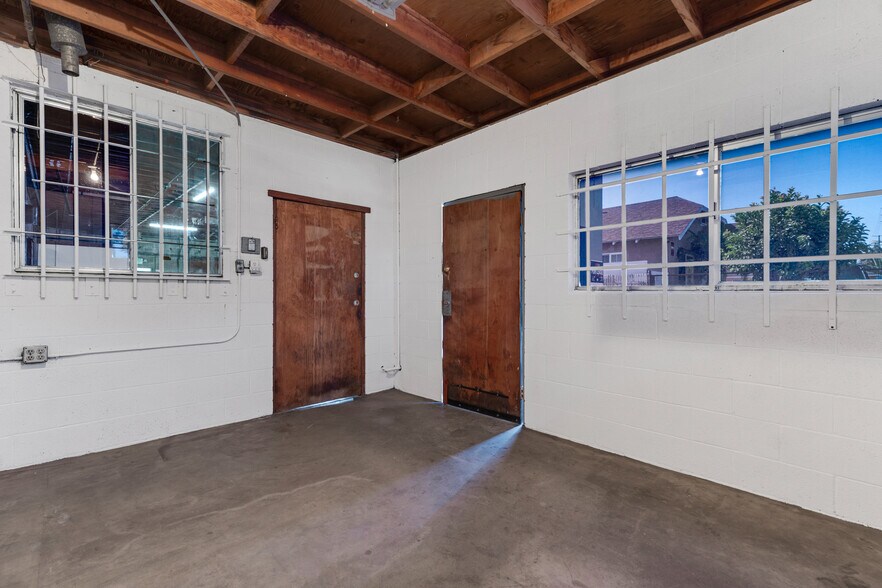 More Photos Of 11606 Inglewood Ave, Hawthorne Auto Repair For Lease