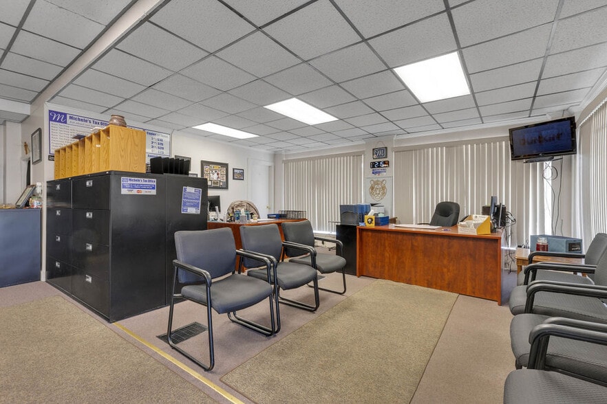 More Photos Of 3420 4th Ave, Beaver Falls Storefront Retail Office For Sale