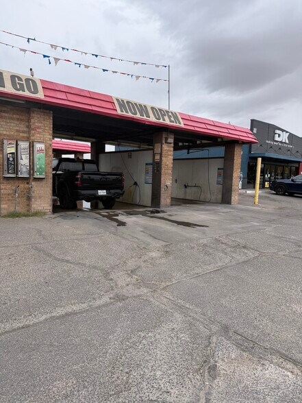 More Photos Of 599 N Yarbrough Dr, El Paso Land For Lease