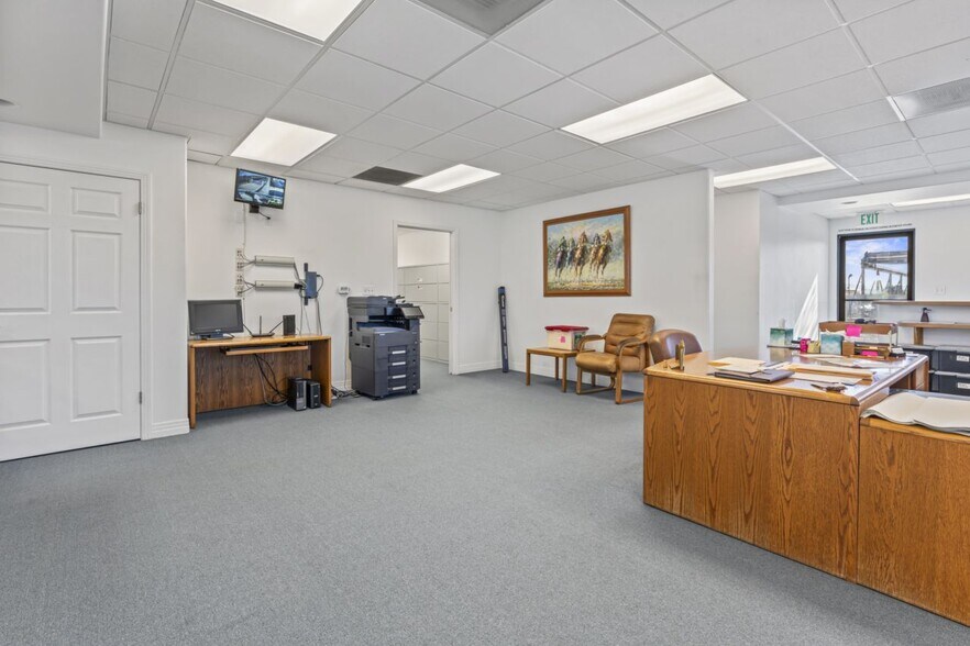 More Photos Of 8550 Limonite Ave, Jurupa Valley Land For Sale