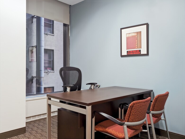 More Photos Of 1177 Avenue Of The Americas, New York Coworking Space