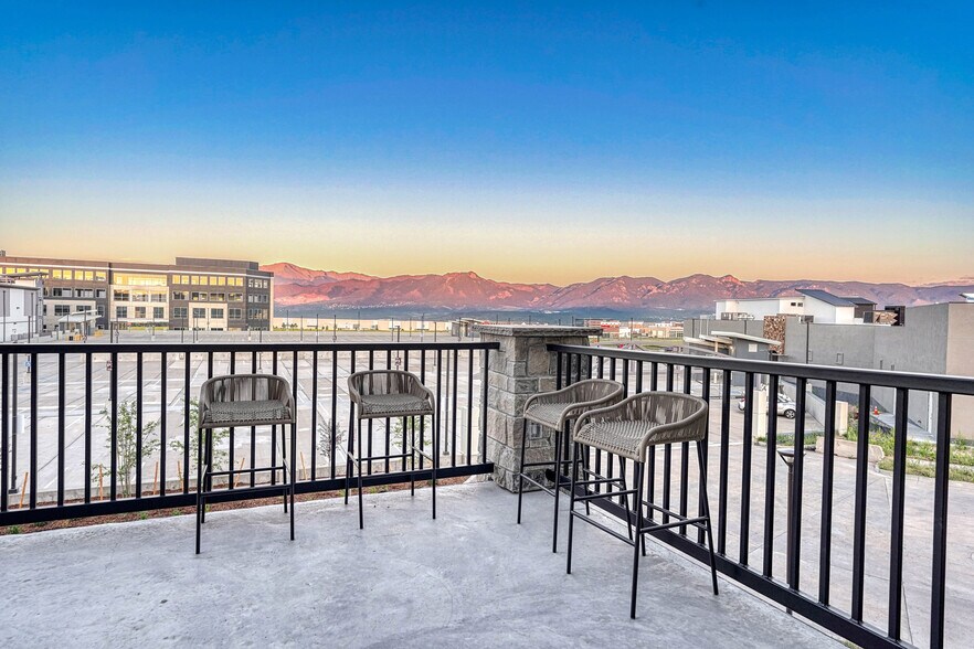More Photos Of 1915 Democracy Pt, Colorado Springs Loft Creative Space For Lease