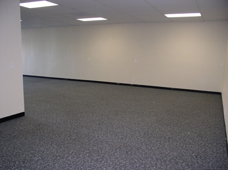 More Photos Of 321 San Felipe Rd, Hollister Medical For Lease