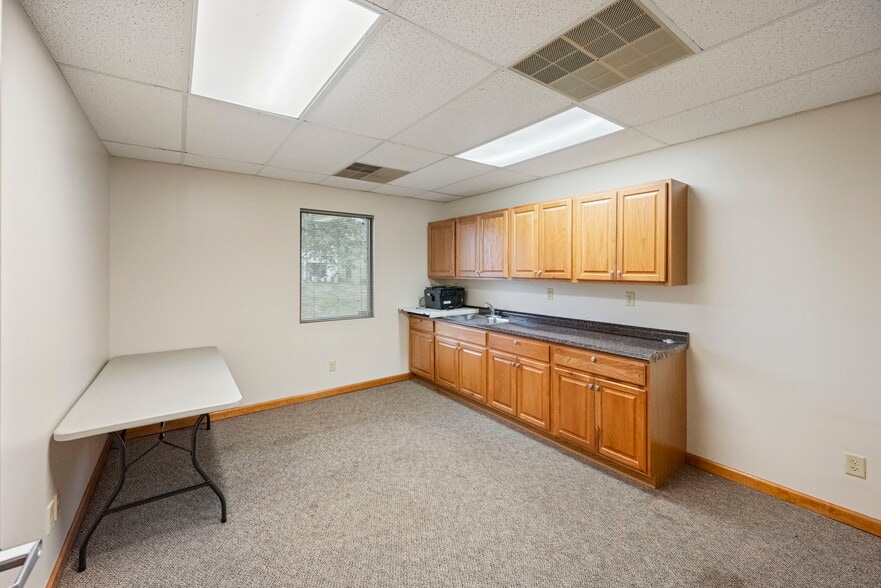 More Photos Of 3768 Rome Dr, Lafayette Office For Lease