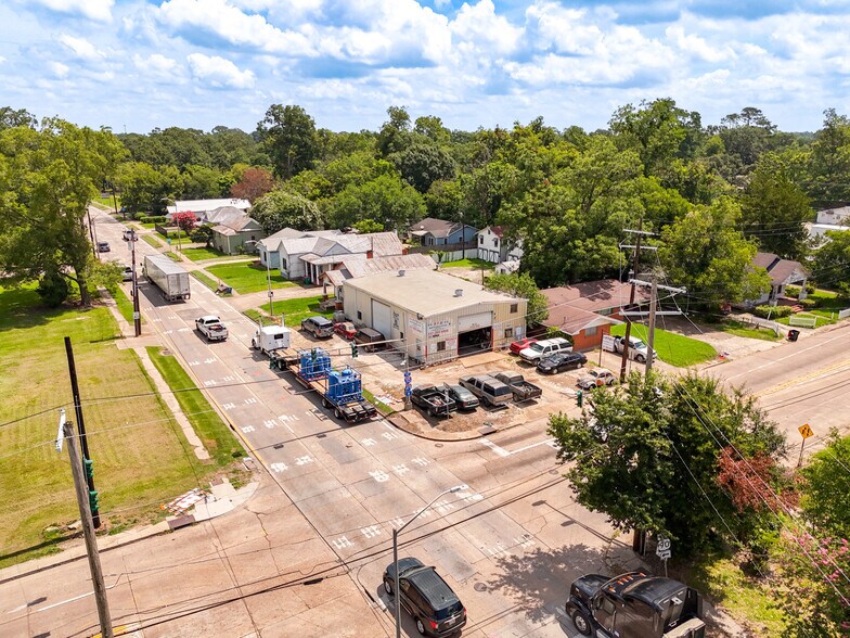 More Photos Of 503 Mudd Ave, Lafayette Warehouse For Sale