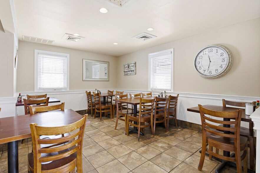 More Photos Of 1117 Smithbridge Rd, Glen Mills General Retail For Sale