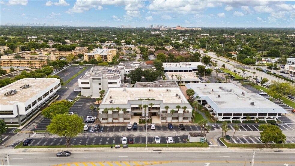More Photos Of 10661 N Kendall Dr, Miami Office For Lease