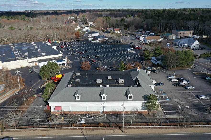 More Photos Of 842 S Franklin St, Holbrook Drugstore For Sale