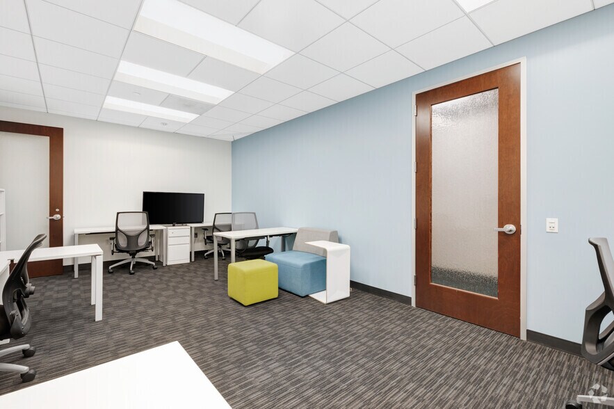 More Photos Of 2029 Century Park E, Los Angeles Coworking Space