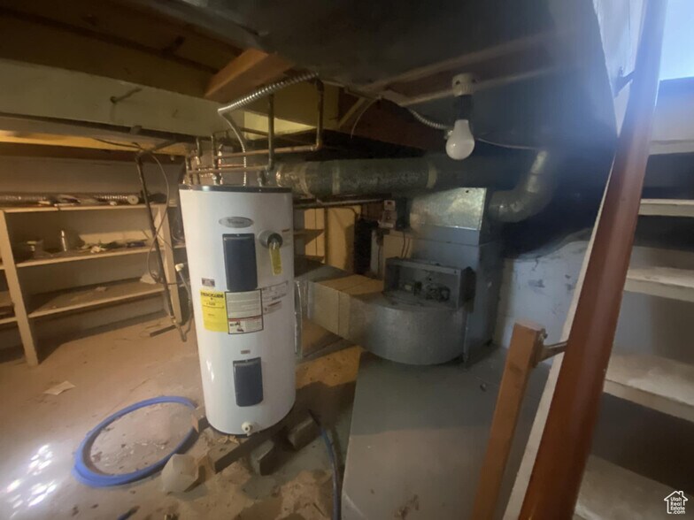 More Photos Of 235 W Main St, Vernal Office For Sale