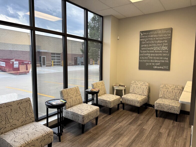 More Photos Of 17670 Welch Plz, Omaha Medical For Lease