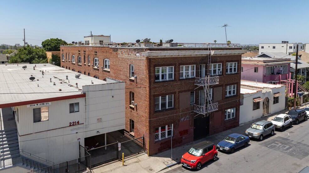 More Photos Of 2222 W 15th St, Los Angeles Apartments For Sale