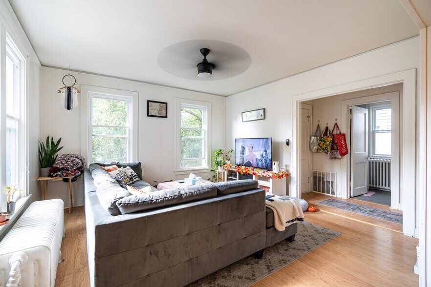 More Photos Of 2519 N Murray Ave, Milwaukee Apartments For Sale