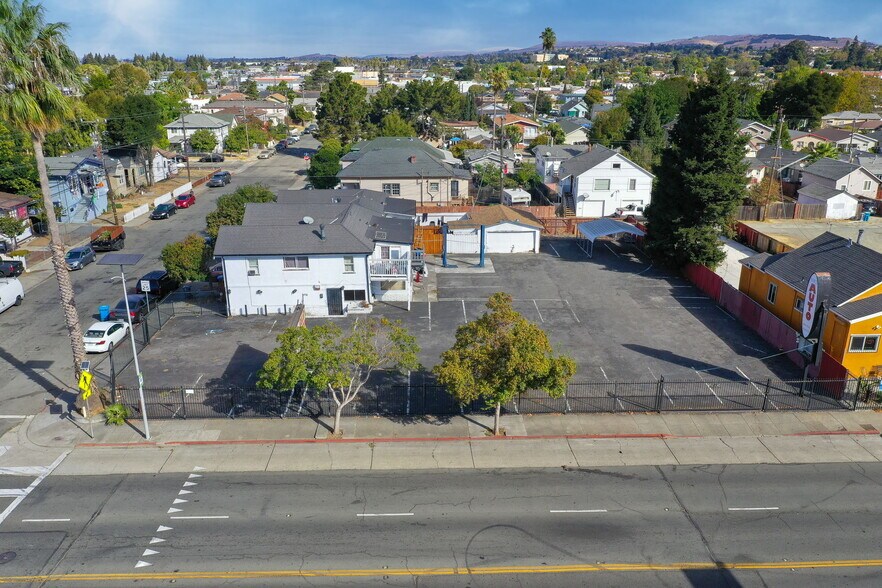 More Photos Of 1706-1708 Sutter St, Vallejo Apartments For Sale