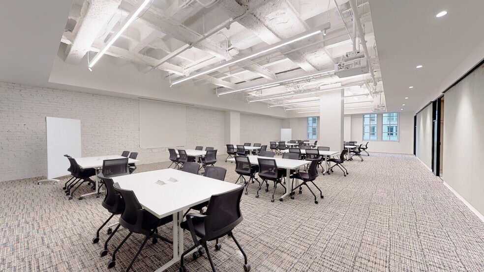 More Photos Of 600 14th St NW, Washington Coworking Space