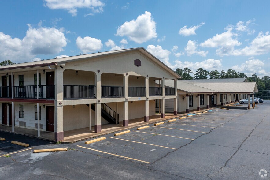 More Photos Of 65600 Al Highway 77, Talladega Hotel For Sale