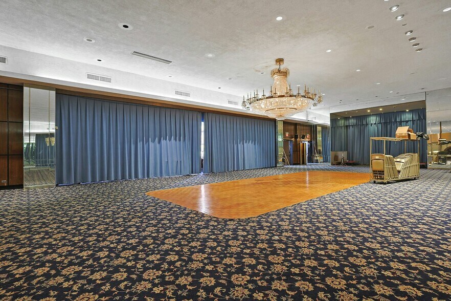 More Photos Of 311 Central Park Ave, Yonkers Specialty For Sale