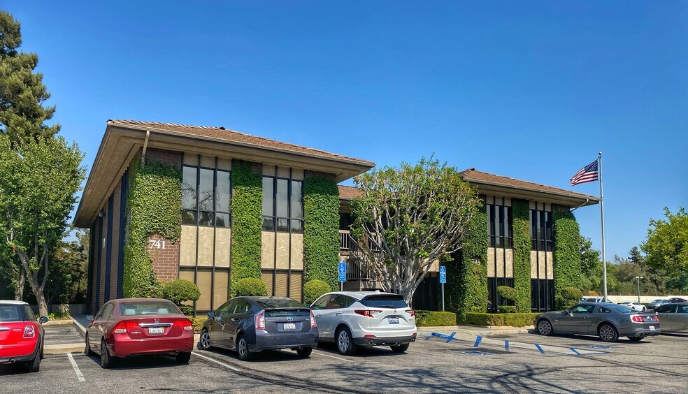Primary Photo Of 741 Glenvia St, Glendale Office For Lease