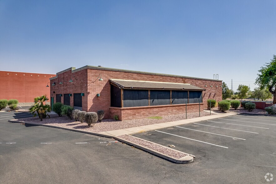More Photos Of 2734-2872 Bell Rd, Phoenix Unknown For Lease