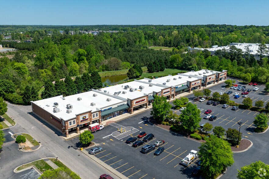 More Photos Of 11216 Capital Blvd, Wake Forest General Retail For Lease