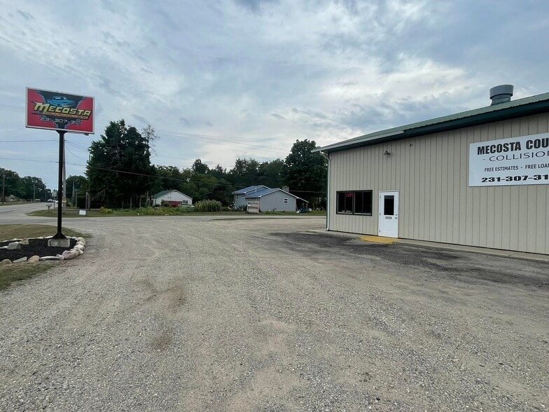 More Photos Of 505 N Cass St, Morley Auto Repair For Sale