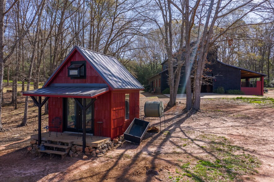 More Photos Of 685 N McDonough Rd, Griffin Land For Sale