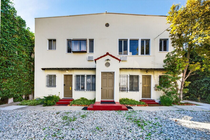 More Photos Of 822 Hayworth Ave, Los Angeles Apartments For Sale