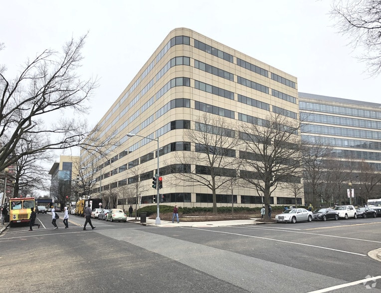 More Photos Of 600 Maryland Ave SW, Washington Office For Lease