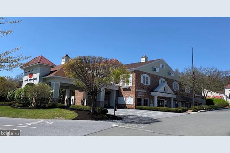 More Photos Of 345 W Main St, Leola Unknown For Lease