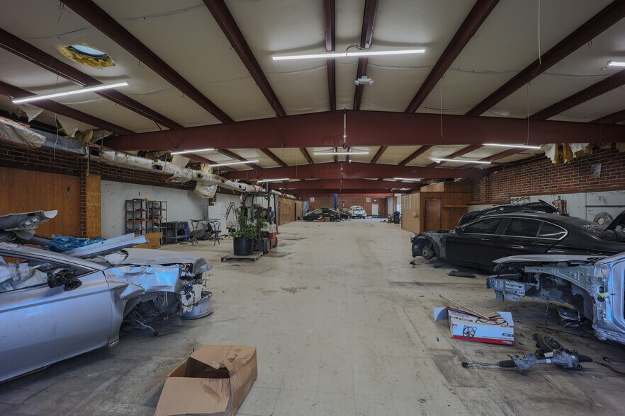 More Photos Of 510 Morgan Mill Rd, Monroe Freestanding For Sale