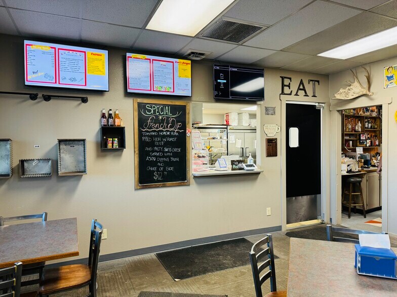 More Photos Of 688 Main St, Walden Restaurant For Sale