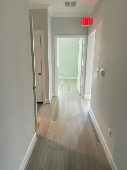 More Photos Of 400 Stonebrook Pky, Frisco Office For Sale